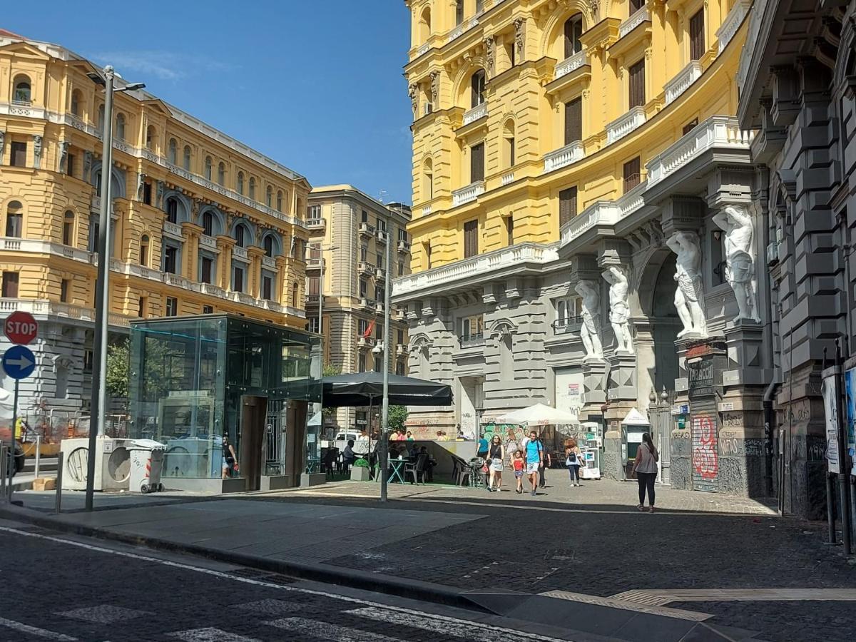 La Stanza Grande Della Luna D'Irene Napoli Exterior foto