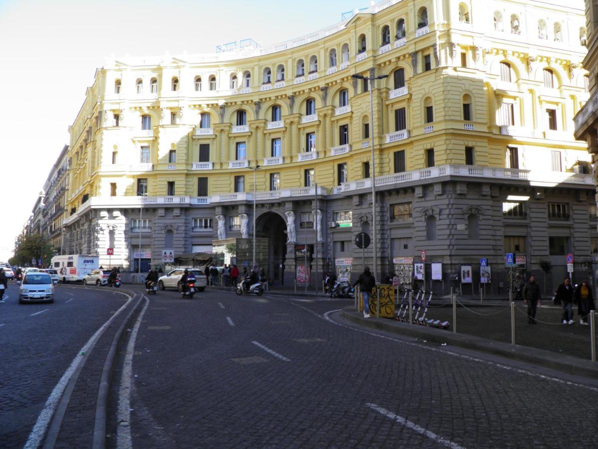 La Stanza Grande Della Luna D'Irene Napoli Exterior foto