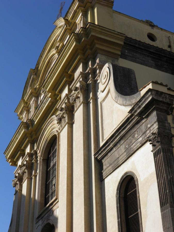 La Stanza Grande Della Luna D'Irene Napoli Exterior foto